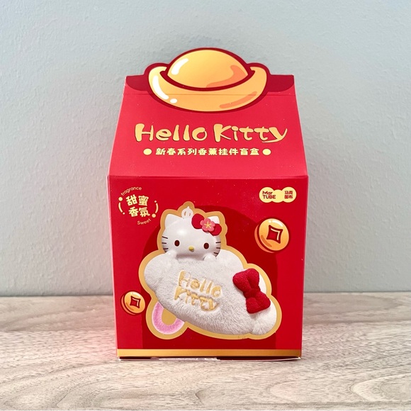 *Unavailable*Hello Kitty Chinese New Year/Lunar New Year Scented Plush Pendant